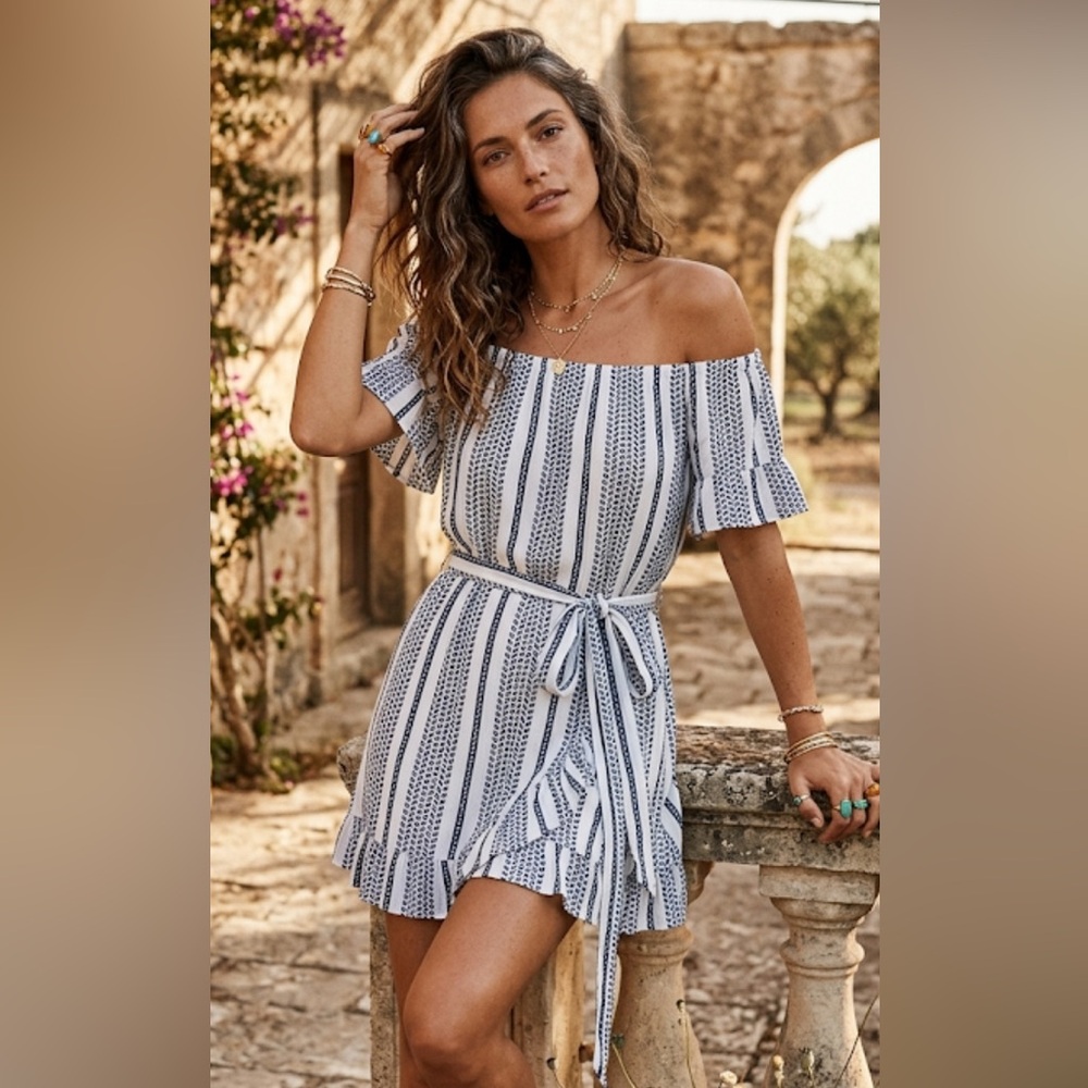 French Kiss short tie sundress